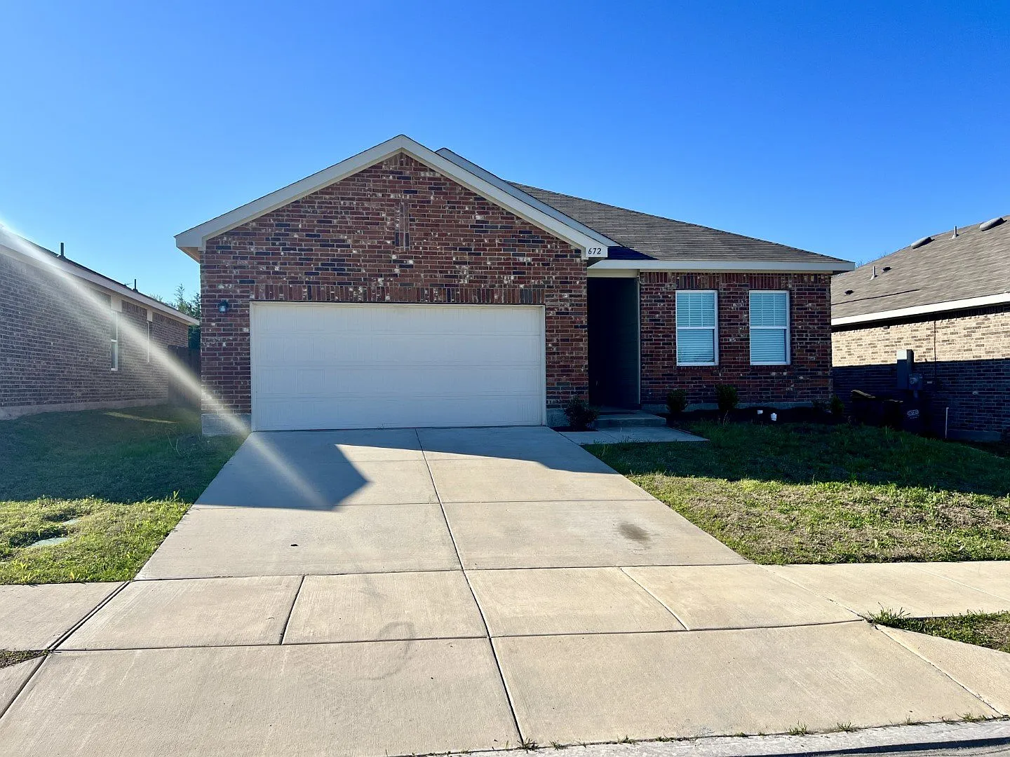 4 bed, 2.0 bath, 1778 sqft, $1,895 — Photo 1