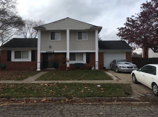 23905 Brookplace Ct, Farmington Hills, MI 48336