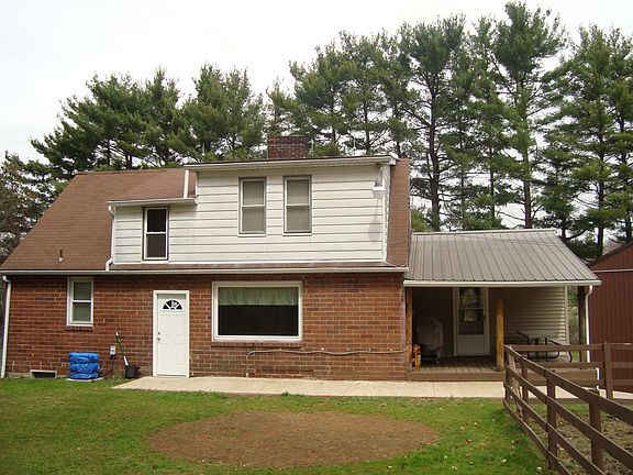 2nd image of 2071 Bacon Ave