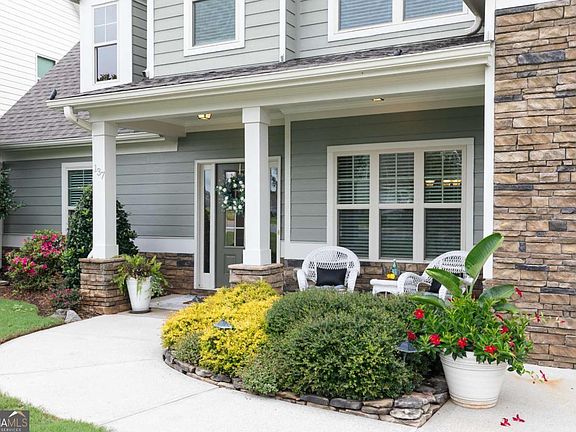 3rd image of 137 Unicoi Way