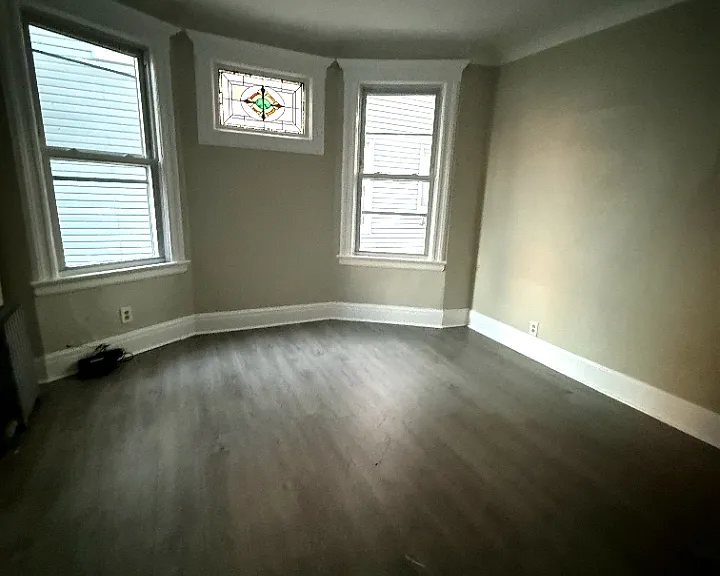 243 S Clinton St #1A — Photo 3