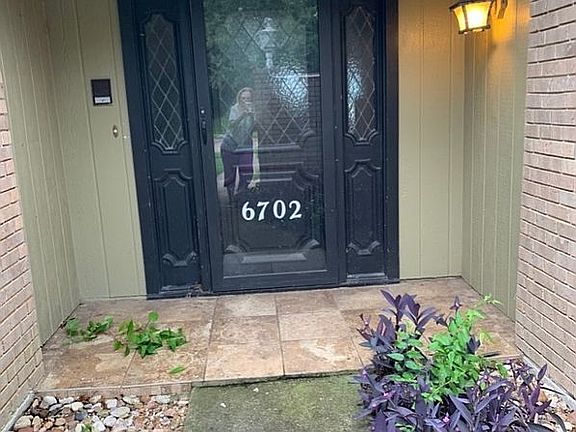 Front Door / Courtyard