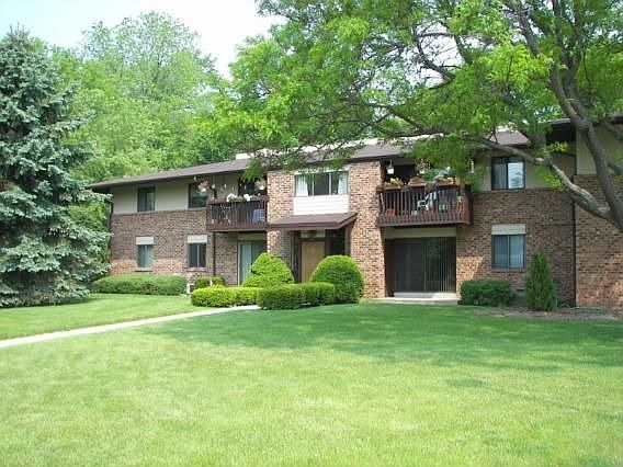 1st image of 327 Park Hill Dr