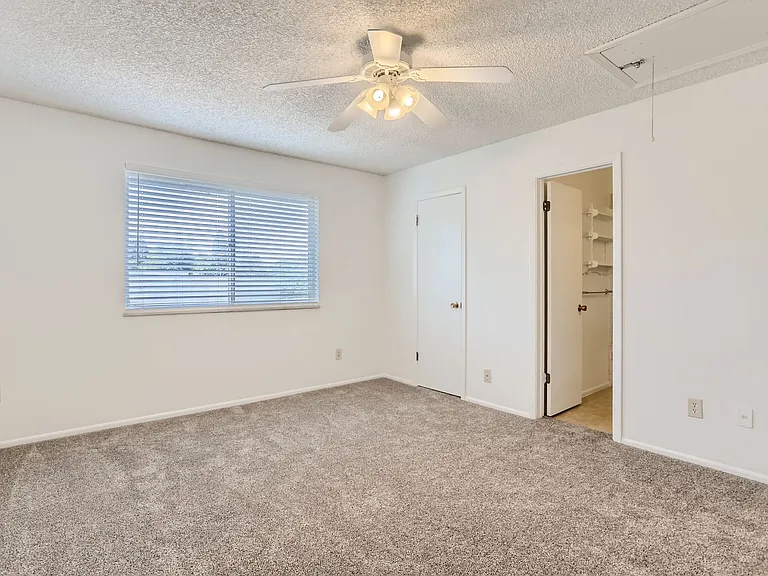 3855 S Monaco Pkwy #265 — Photo 5