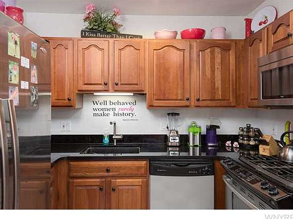 3rd image of 600 Main St Unit 504