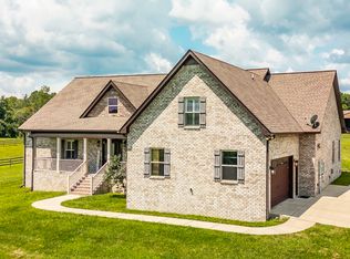 1629 Rock Bridge Rd, Bethpage, TN 37022