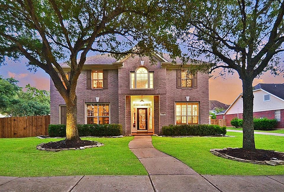 1st image of 1310 Meadow Branch Dr