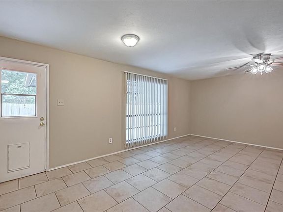4th image of 4367 Kevinkay Dr