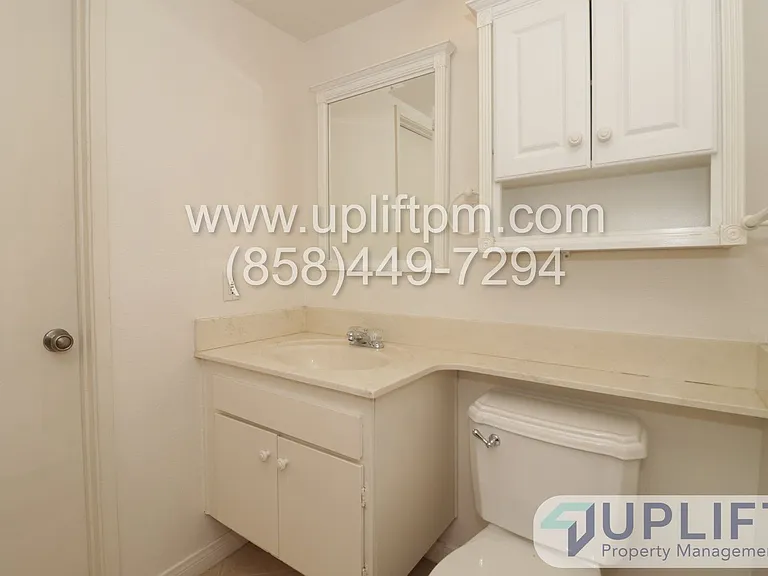 23668 Country Villa Rd — Photo 11