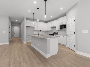 1045 Oldcastle Rd, Lewis Center, OH 43035