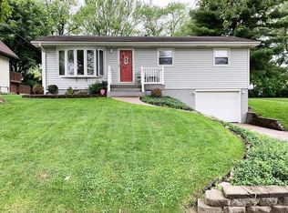 2528 Patricia St, Portage, IN 46368