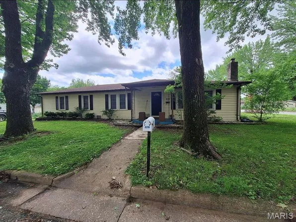 228 Opal St, Saint James, MO 65559