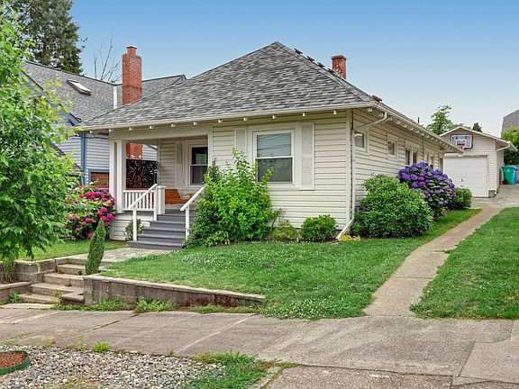2nd image of 303 NE 45th Ave