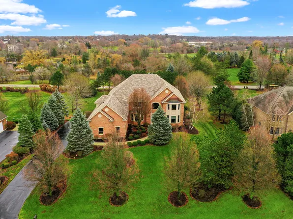 280 Joshua Dr, Hawthorn Woods, IL 60047