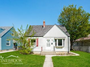 3906 N 69th St, Milwaukee, WI 53216