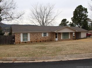 101 Crest Dr, Poteau, OK 74953