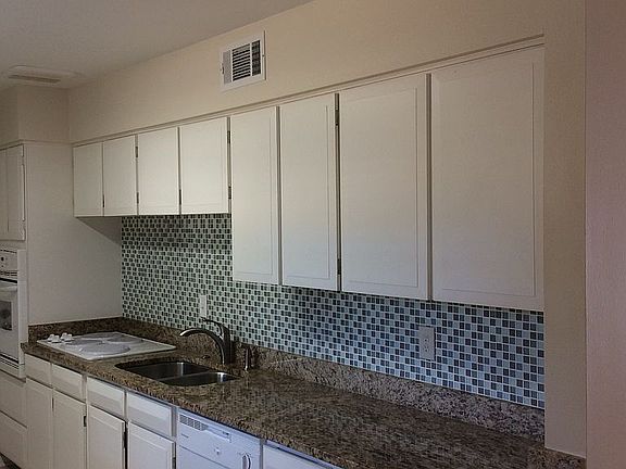 2nd image of 3403 W Fair Oaks Ave