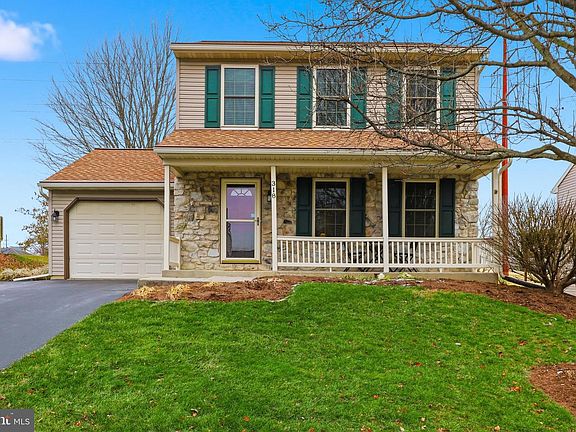2nd image of 318 Amanda Ct