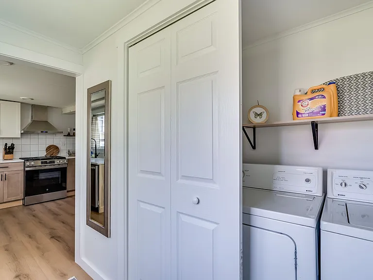 105 Brown Shores Rd — Photo 4