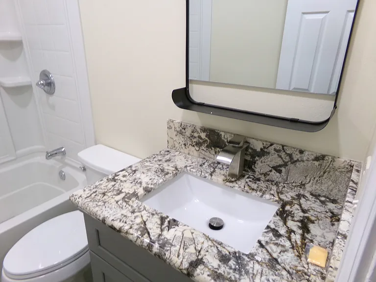 1607 Dairy Ave #C — Photo 9