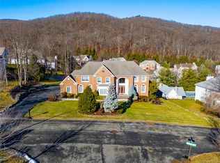 5 Beaver Pond Ct, Stony Pt, NY