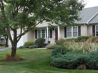 46 Carriage Dr, Warwick, RI 02886