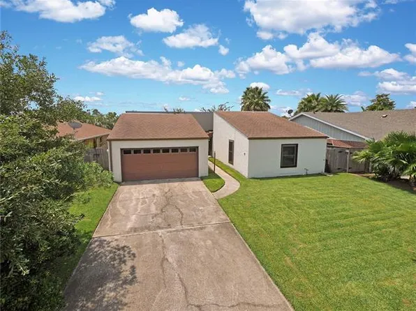 425 Eden Isles Dr, Slidell, LA 70458