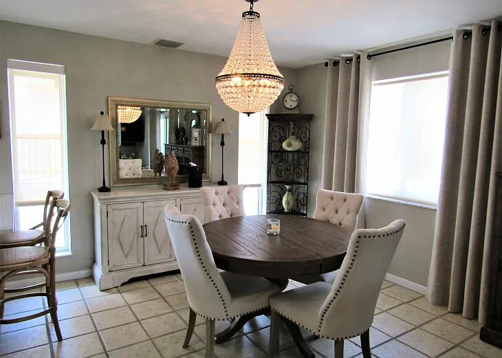 4 bed, 1890 sqft, $7,800 — Photo 2