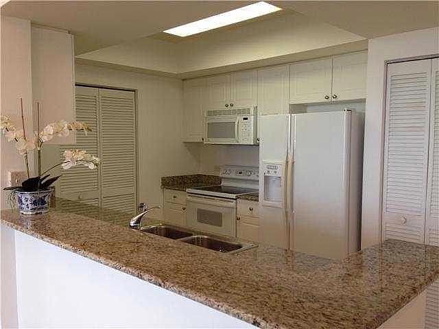 2nd image of 19501 W Country Club Dr APT 1210