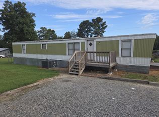 36 Kacey Ln, Lawrenceville, VA 23868