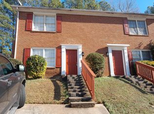 5175 Ridge Forest Dr, Stone Mountain, GA 30083