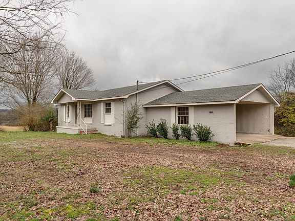 2nd image of 1196 1st Ave