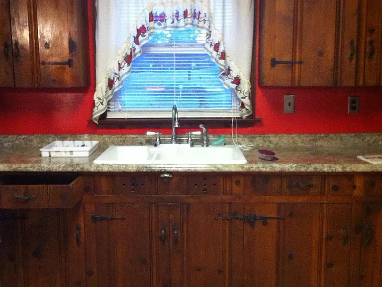 3012 University Dr — Photo 2