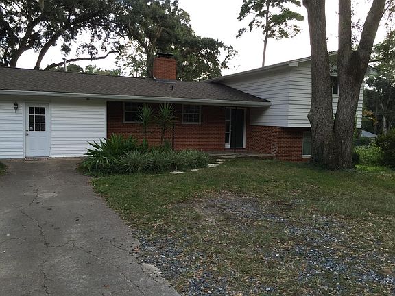 exterior front view 3