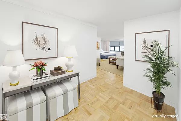 2nd image of 340 E 74th St APT 2A