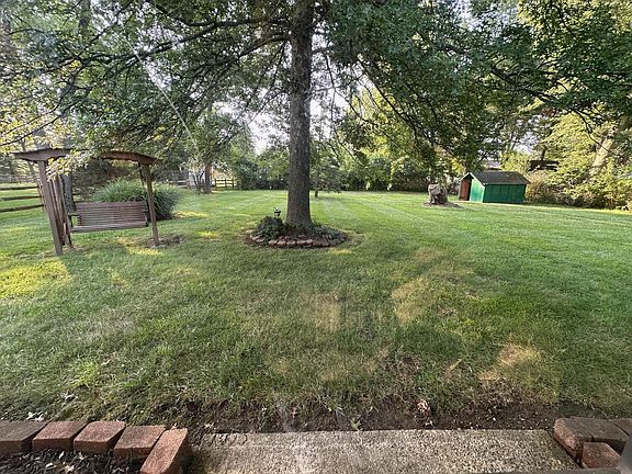 3rd image of 456 Cloverwood Dr