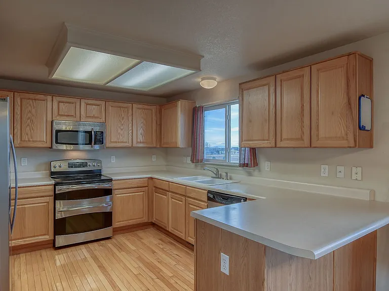 8310 Saddleman Rd — Photo 13