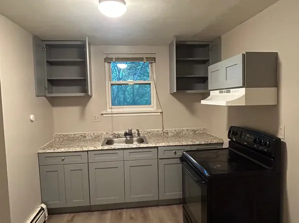 487 New Britain Ave APT B5, Hartford, CT 06106