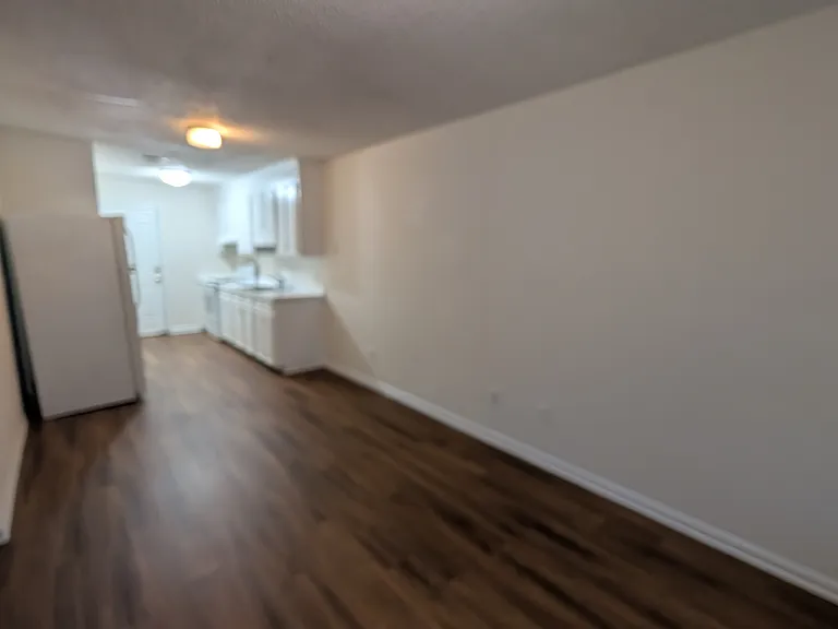 155 N Franklin Dr #11 — Photo 13