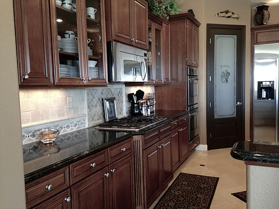 3rd image of 7831 Casarey Ct