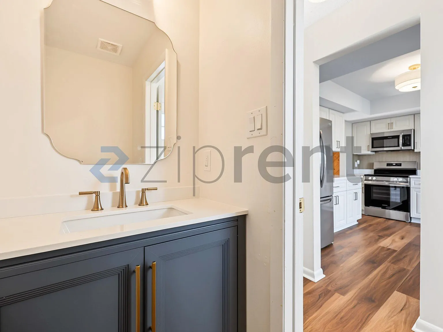 3 bed, 2.5 bath, 1307 sqft, $2,600 — Photo 4