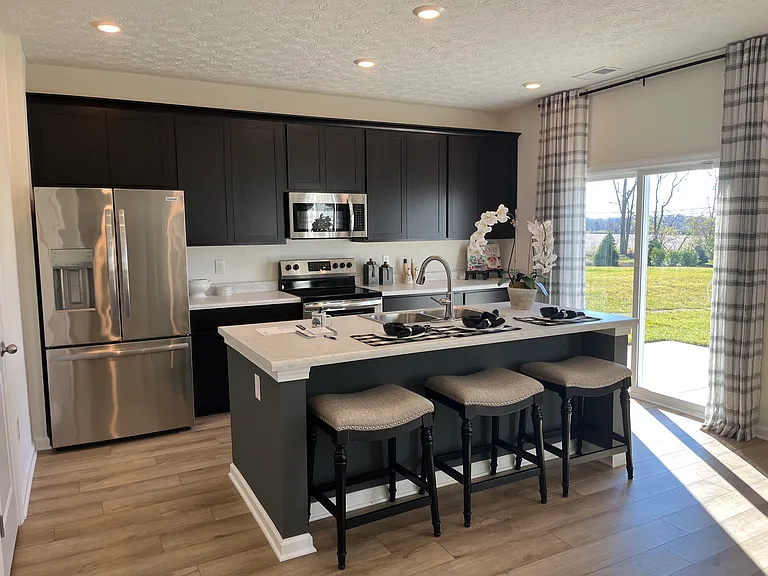 2835 Greenridge Cir — Photo 13