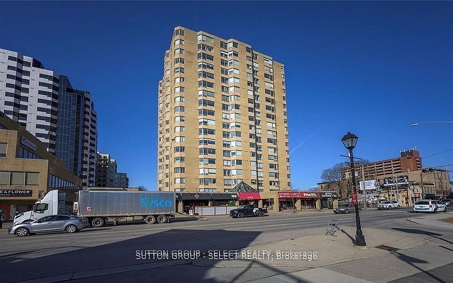 1st image of 695 Richmond St #1605