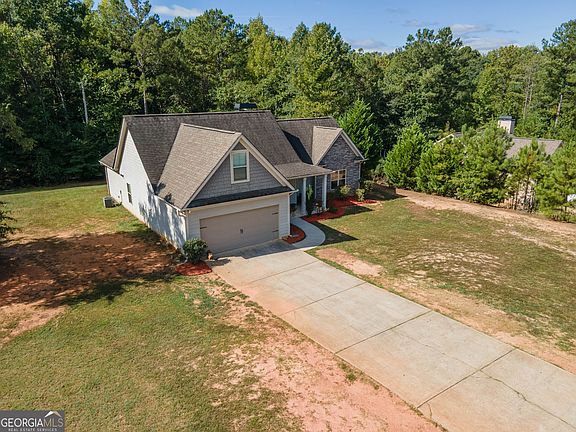 3rd image of 289 Hickory Hills Dr