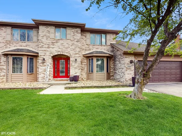 2946 Carmel Dr, Flossmoor, IL 60422