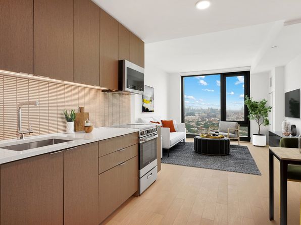 18 6th Ave APT 4512