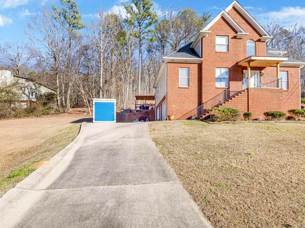 6739 Country Vale Dr, Pinson, AL 35126