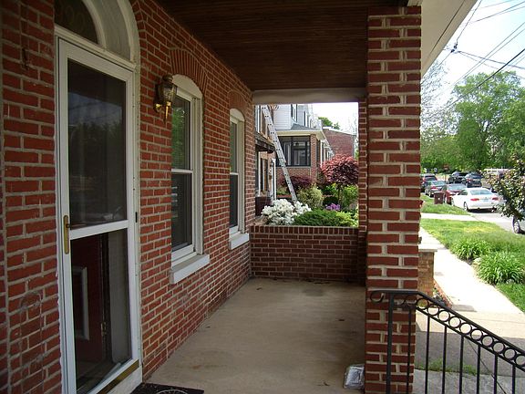 2nd image of 1922 Gilpin Ave