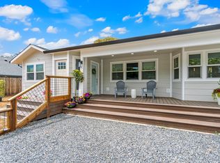 623 Clover Dr, Santa Rosa, CA 95401