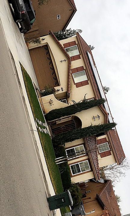 1st image of 1182 Carson Ave